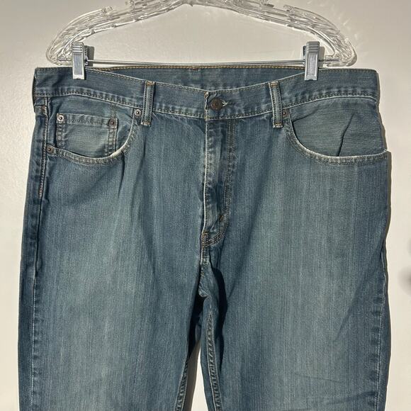 Levi’s 559 Relaxed Straight Leg 5 Pocket Blue Denim Jeans Men’s Size 36X32 - Picture 2 of 8